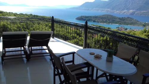  AKRON Luxury Holidays in Antikes Epidauros