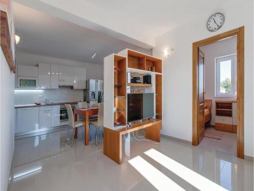  Two-Bedroom Apartment in Nerezine in Nerezine