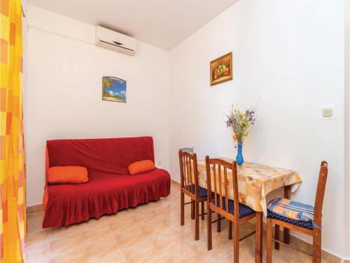  Apartment Miletici Gaj bb Cr in Klenovica
