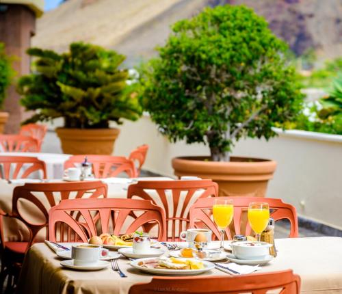 Hotel Gran Rey - image 10