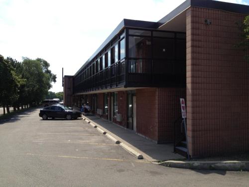 Mississauga Gate Inn, Wellington