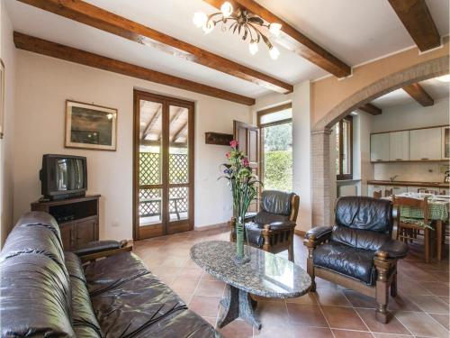 Four-Bedroom Holiday Home in Fabro TR