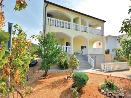  Two-Bedroom Apartment Stara Novalja with Sea View 08 in Stara Novalja