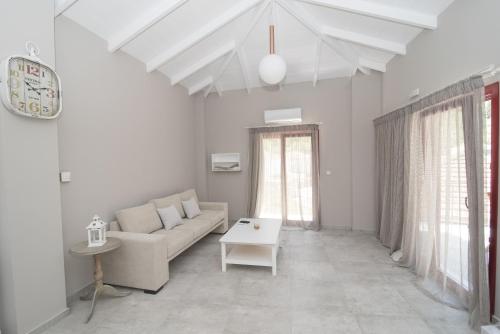  Aenaon Kyma, Unterkunft in Vathy