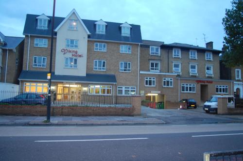 Viking Hotel - image 6