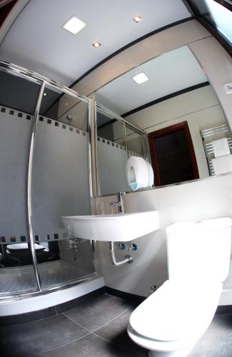 ホステル アトーチャ アルムデナ マーティン