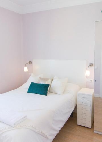 Atico Atocha + Terraza - image 7