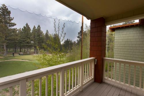 Mammoth Golf Properties By 101 Great Escapes - main image