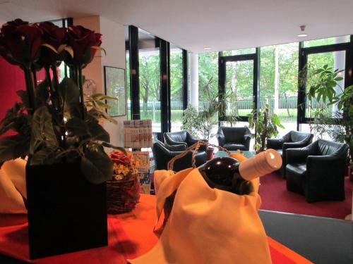 Hotel Carat - image 11