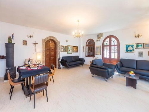  Two-Bedroom Holiday Home in Sv.Juraj in Sveti Juraj