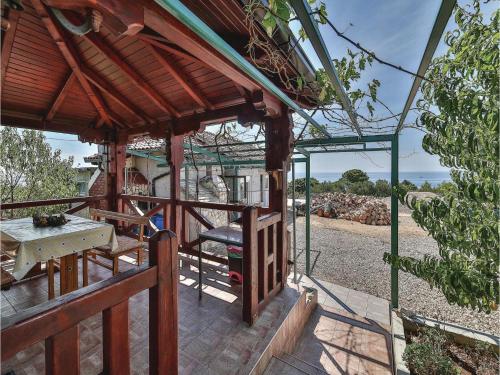  One-Bedroom Holiday Home in Drvenik Mali in Drvenik Mali