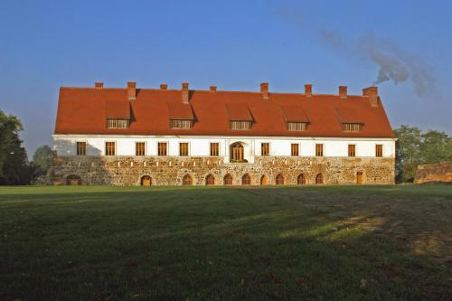 . Klasztor Cedynia Hotel