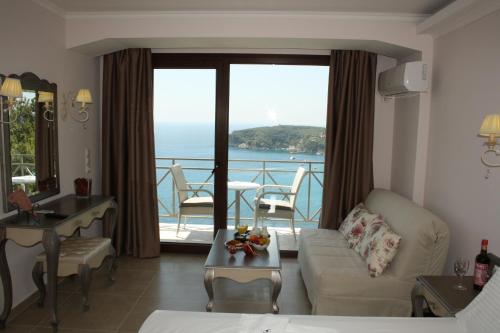 Facilities, Palatino Hotel in Parga