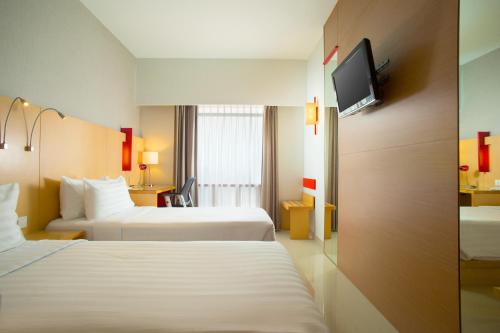 Santika Premiere Dyandra Hotel & Convention