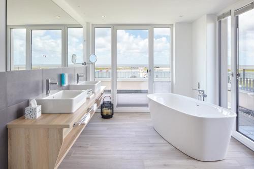 Iekārtas, Kustenperle Strandhotel & Spa in Busuma