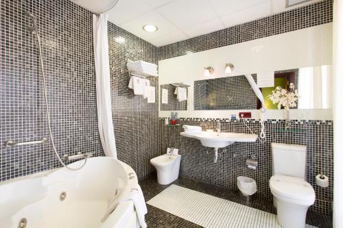 Hotel Carlos V - image 14