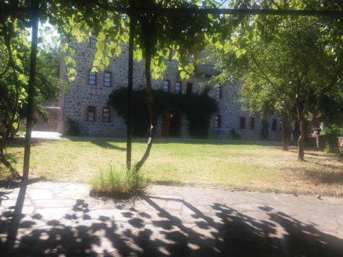 Ξενώνας Αριάδνη - Guesthouse Ariadni (Ξενωνας Αριαδνη - Guesthouse Ariadni) in อากีออส เจอร์มานอส