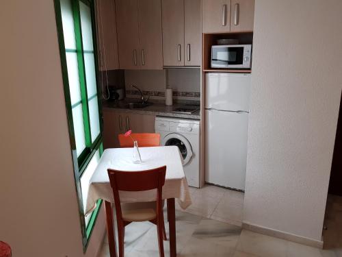 Fan Flat Rosaleda, Málaga (Foto 8)