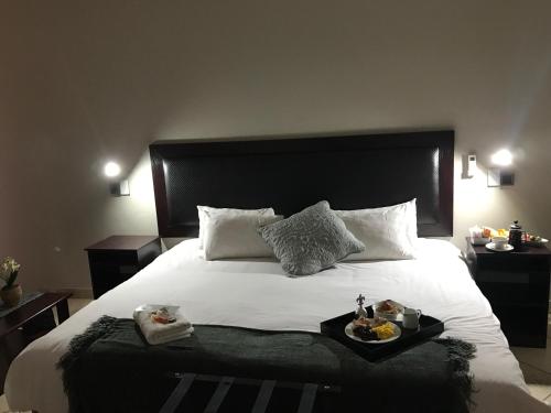 Manor Hills Guest Lodge Room Type - King Suite