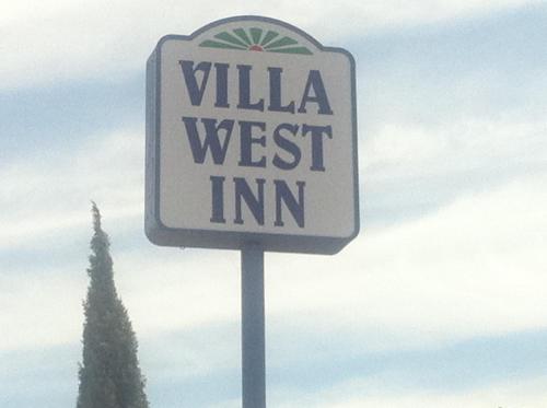 Villa West Inn - 편의 시설/서비스