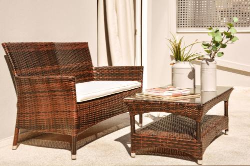 ATHENS CONNECTION APARTMENTS - image 3