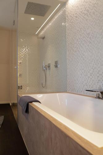B&B For 2-Wellness For 2 - image 12