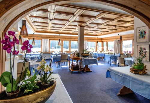Restoran, Hotel Seehof direkt am Heidsee in Valbella