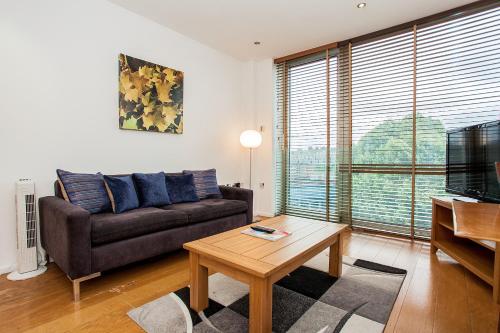 Incredible & Modern Central 1-Bed - London Bridge - image 23