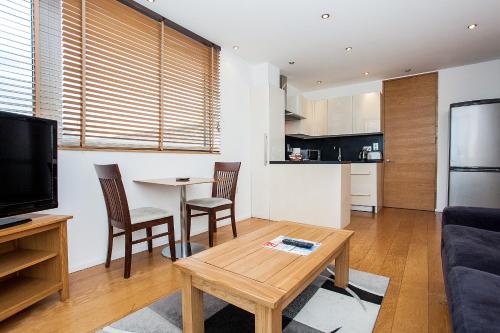 Incredible & Modern Central 1-Bed - London Bridge - image 39