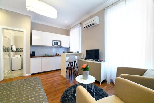 Markiz Luxury Apartments - image 4