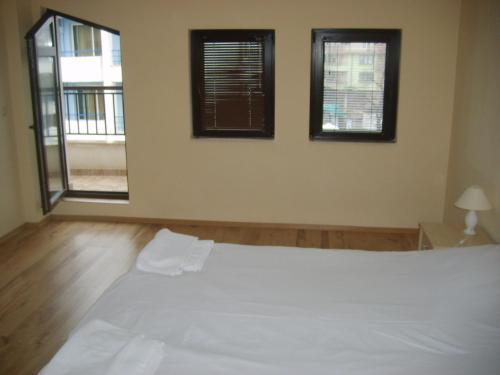 Sozopol Dreams Apartments - image 14