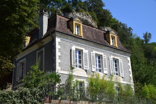 La Maison Carrée - Villa de charme - Clim & Piscine chauffée - Pension de famille - Les Eyzies