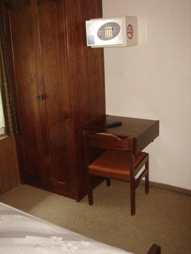 Hotel Eden Sisikon - image 2