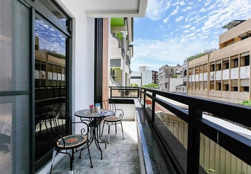 Travel Mind Travel Mind is perfectly located for both business and leisure guests in Hualien. The property offers a wide range of amenities and perks to ensure you have a great time. Service-minded staff will wel