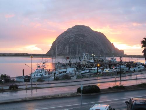 B&B Morro Bay - Front Street Inn and Spa - Bed and Breakfast Morro Bay