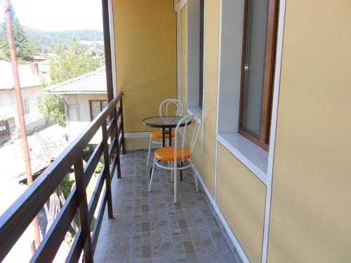 Guest House Tsenovi - main image