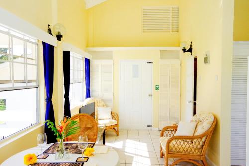 One Hamilton Place - Emerald in ชัวเซิล