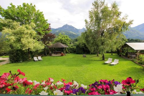 View, Weinbachbauer - Urlaub am Bauernhof in Strobl