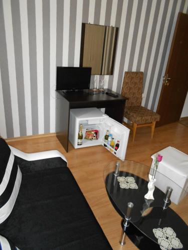 Guest House Tsenovi - image 2