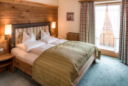 Hotel Serfauserhof - image 2