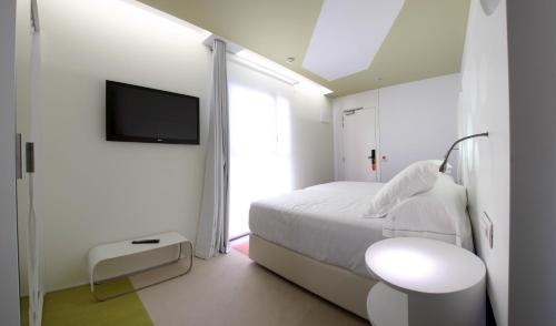 Room Mate Pau, Barcelona Room Type - Standard Double or Twin Room