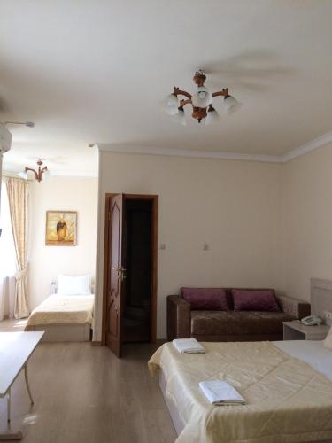 Hotel Versal - image 2