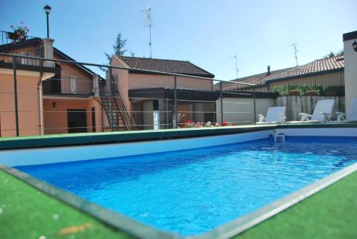 

5-Bedroom Holiday home with Pool in Santa Venerina/Insel Sizilien 23287