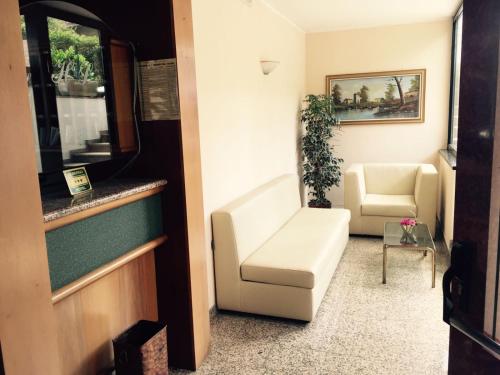 Hotel Lido - image 11