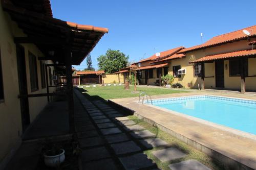2 bedrooms, 4 beds