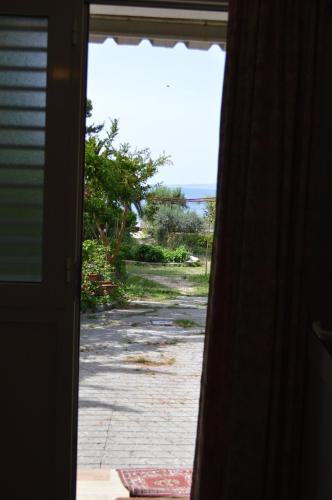 Apartment Lju on the Beach Apartment Lju on the Beach