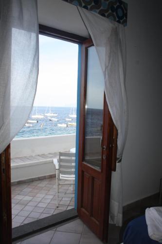 Da Nino sul mare Filicudi in Filikudi