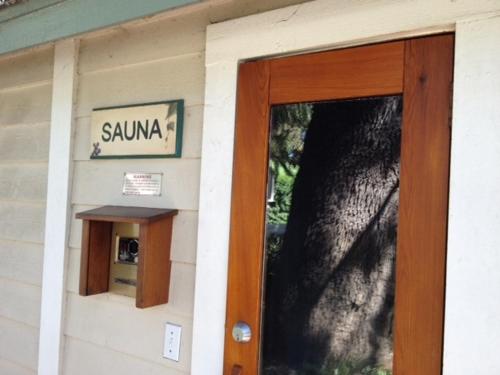 El Bonita Motel - image 3