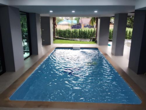 Utvendig, Nava Grand in Rangsit