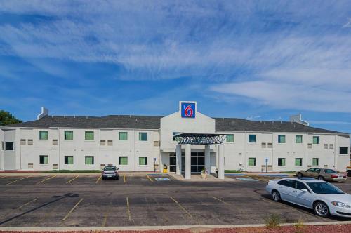 Motel 6-Wheatland, WY